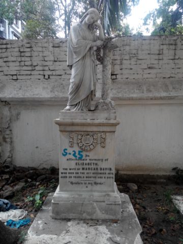 Grave of Margar David's (the merchant prince of East Bengal) wife, Elizabeth  Photo by Dhrubo Alam